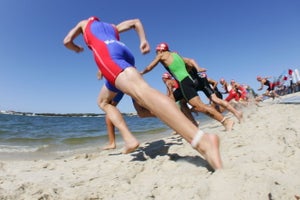 ITUwCS Keep your short-course speed while training for long-distance races. Photo: Triathlon.org/Frank Weschel