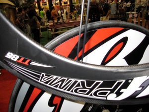 IMG_2746.JPG The paired spokes mean that the wheel needs fewer spokes overall.