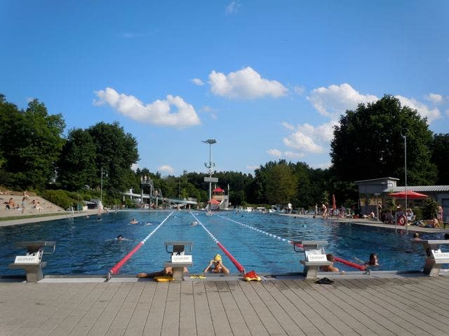 Dispatch: Pool Envy