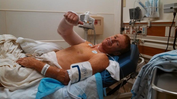 <a href=http://twitter.com/sirrichieC>@SirRichieC</a>