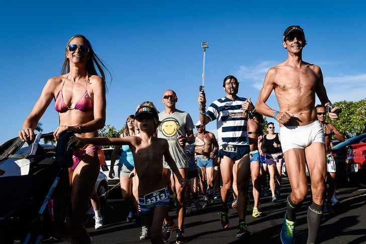 2015 Kona Underpants Run – Triathlete