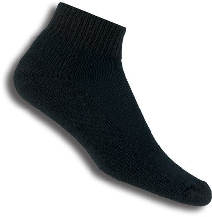 The 10 most important things you need to know about sports socks for  cycling, triathlons, running and trail running.