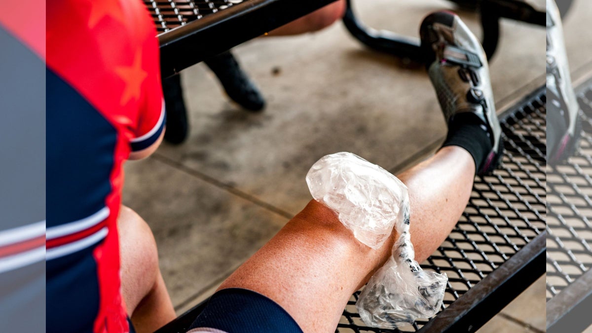 Ask A Trainer Why Does the Front of My Knee Hurt on the Bike? Triathlete