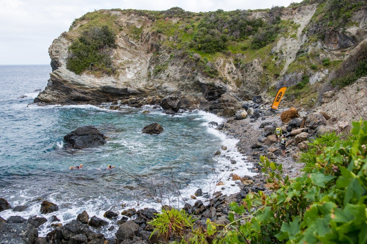 swimrunners exiting at otillo catalina