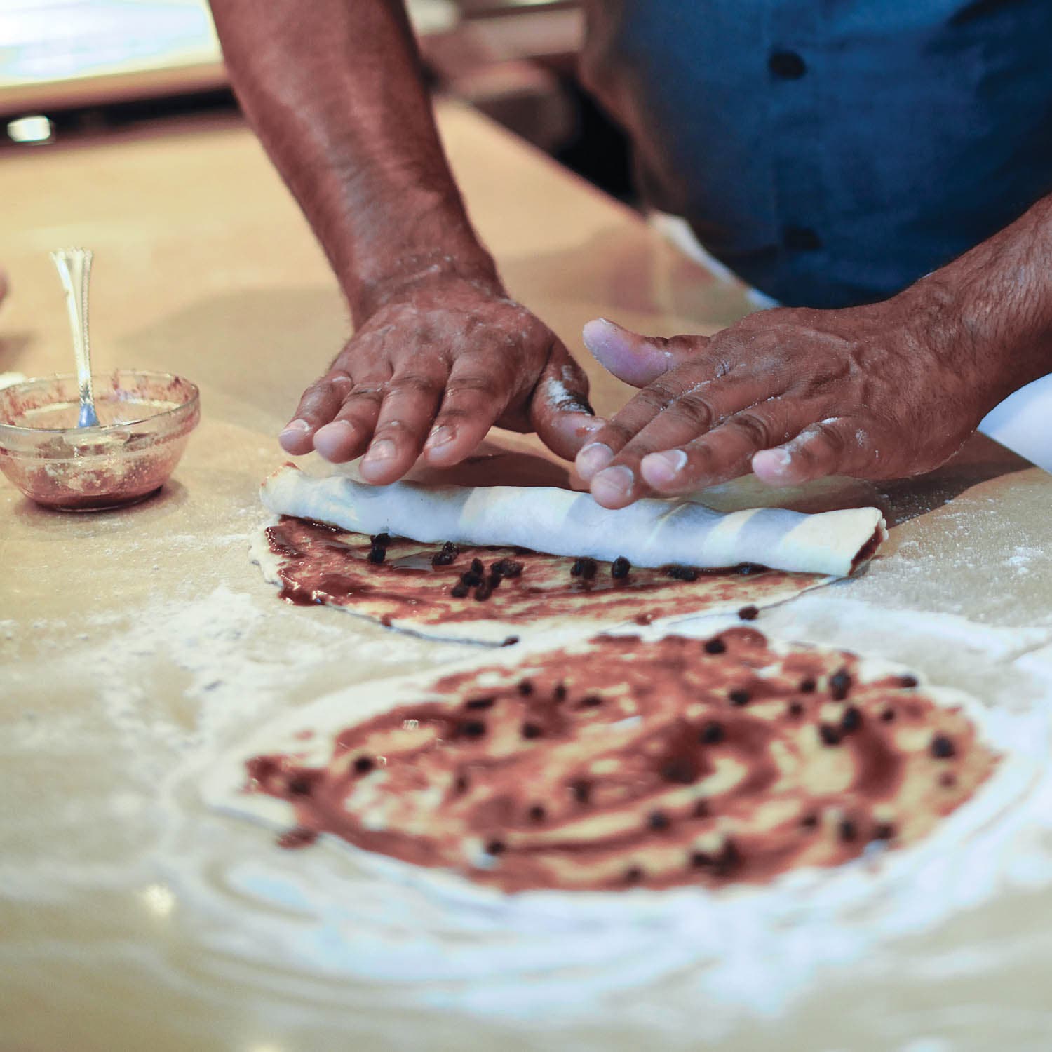 preparing cinnamon roll