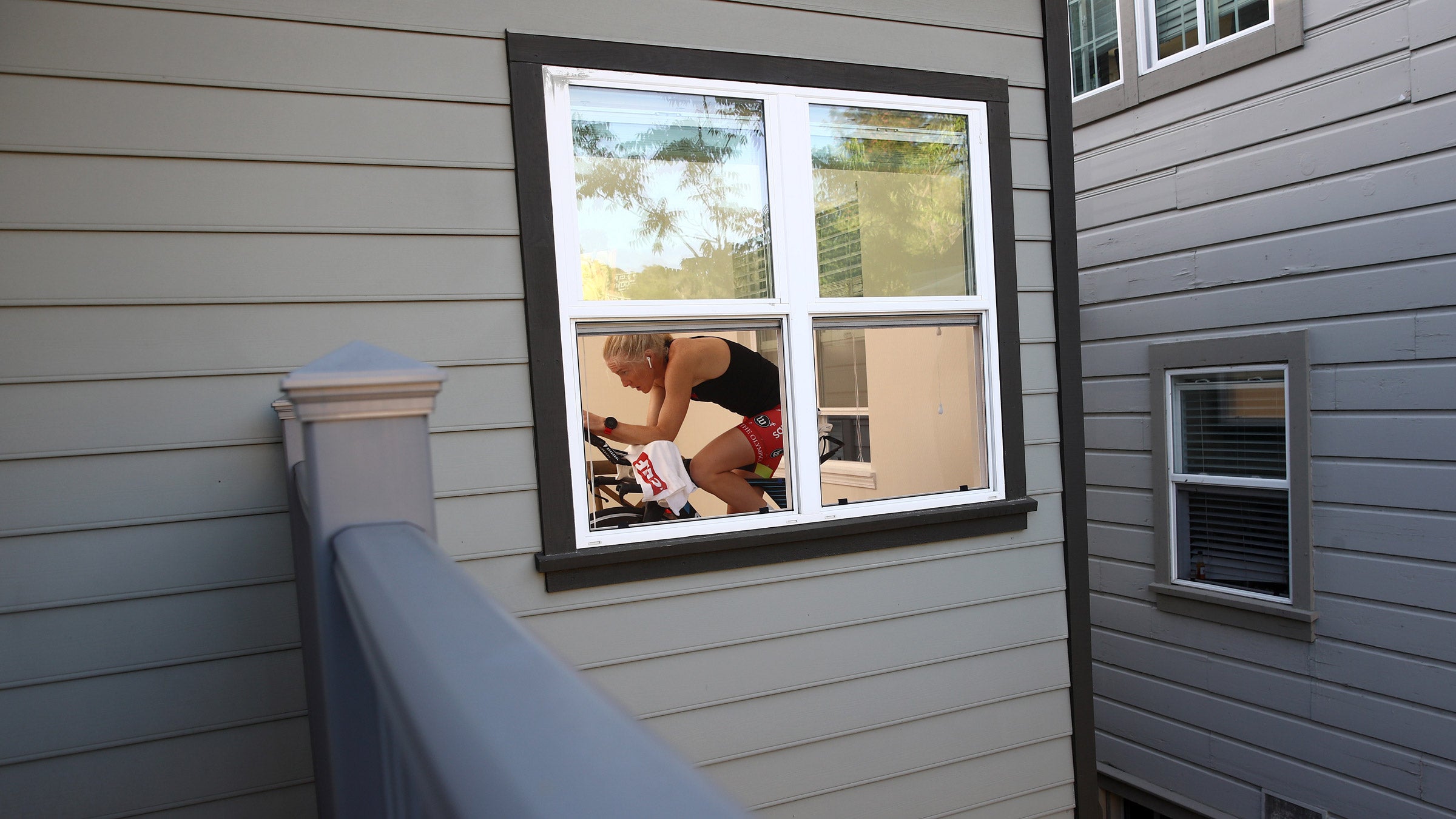 Should you ride in the aero position indoors? Here's your guide to positioning yourself on the indoor trainer.