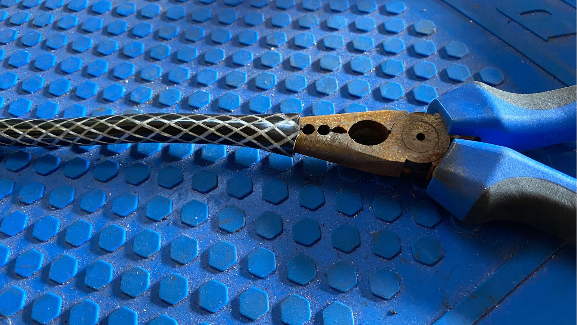 Portable shower hose widen