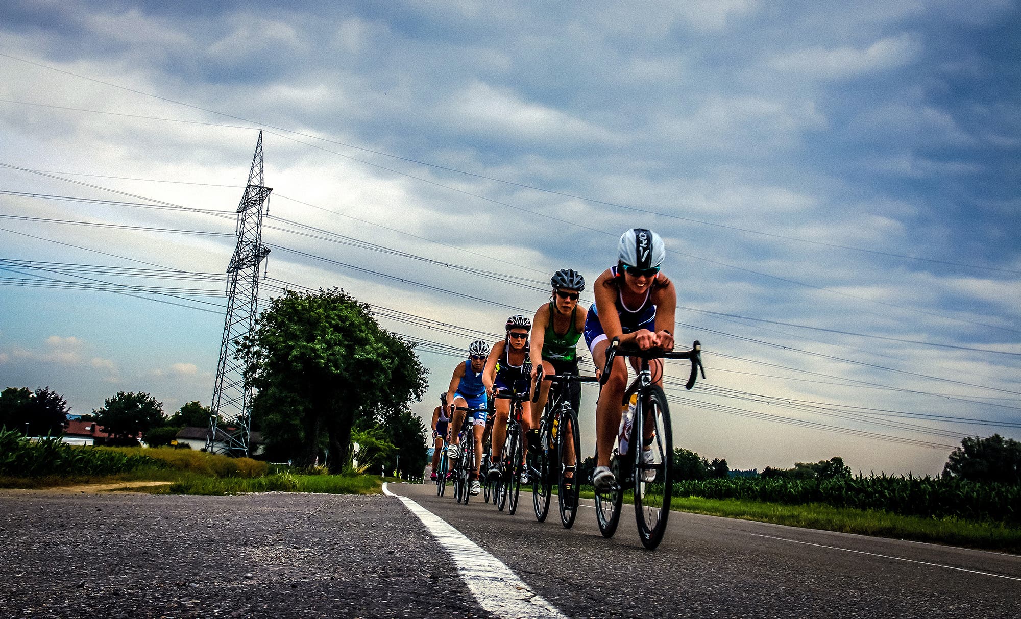 10 Weeks to Your Best 70.3 bike drafting