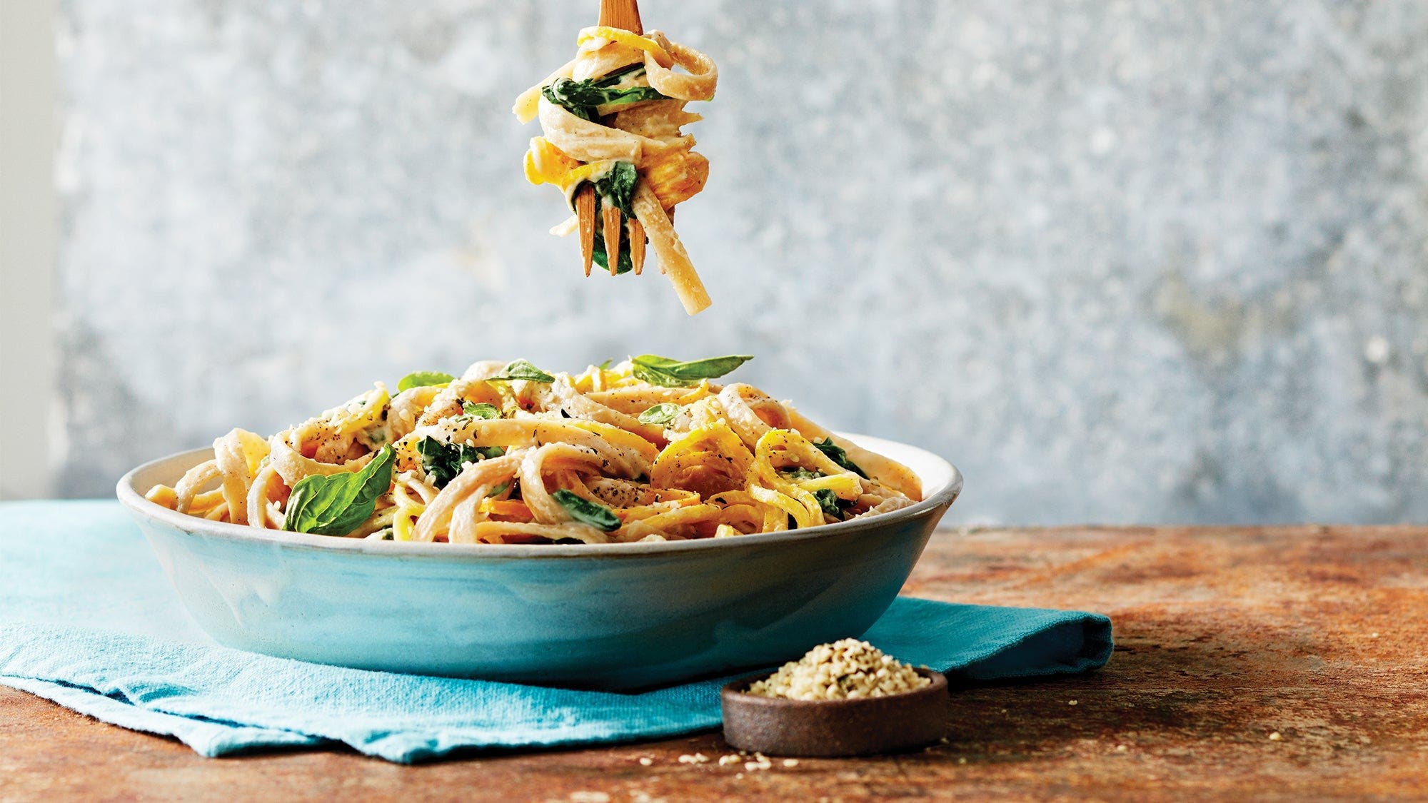 Foods that help you sleep / Cauliflower and Hemp Fettuccine Alfredo Recipe