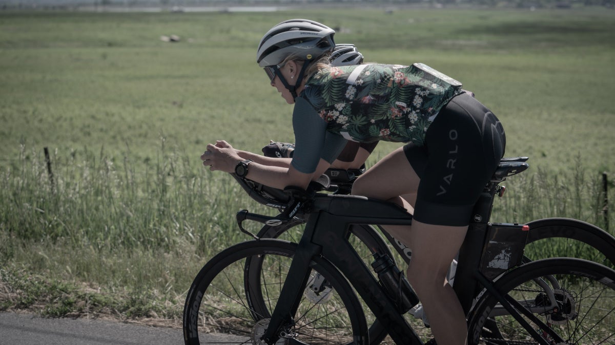 One-Hour Workout: Laser Focus, Lungs on Fire Bike Intervals