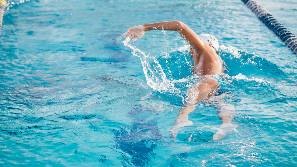 Weekend Swim Workout: Single-Arm Swim Drills