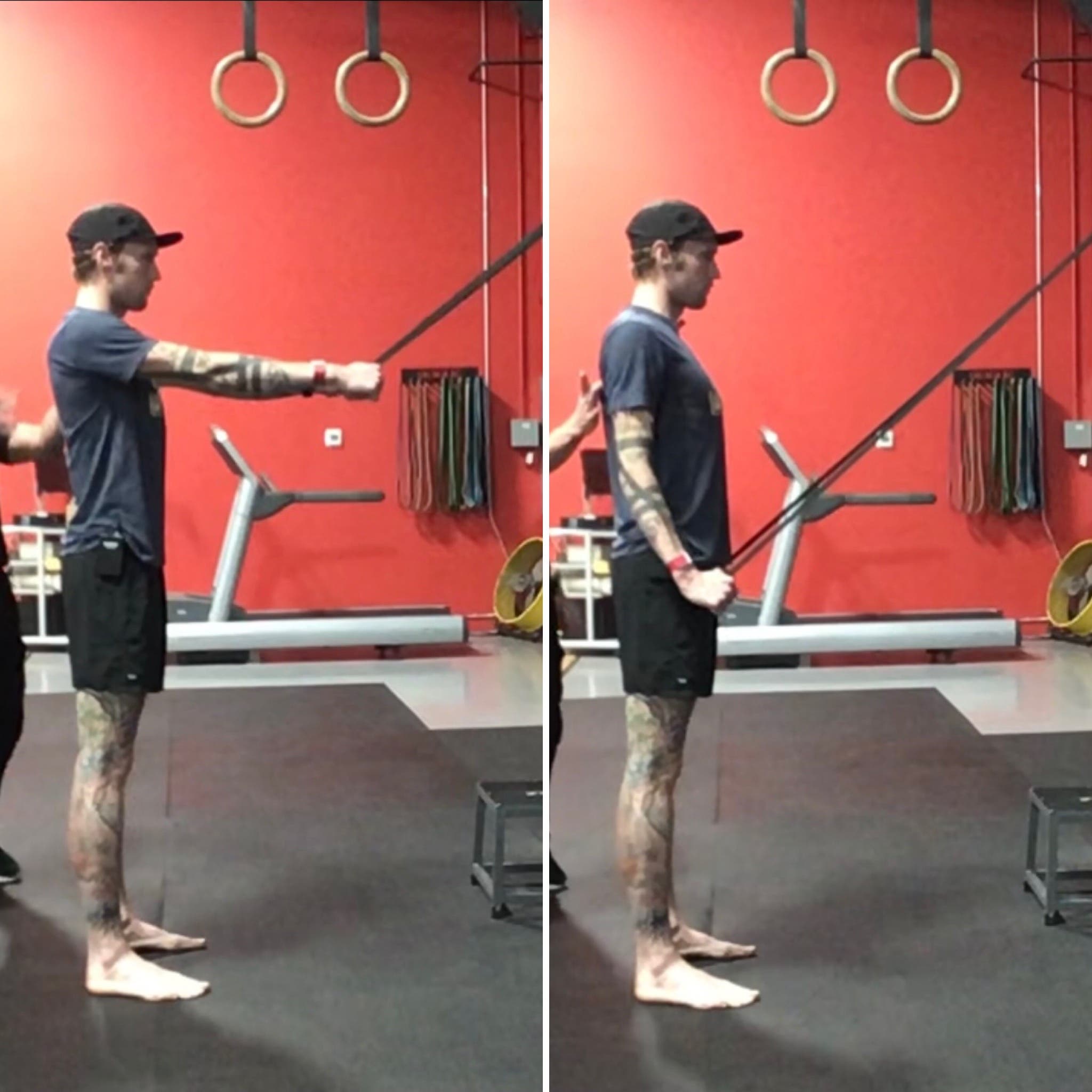 Step-by-step illustration on how to perform a lat sweep