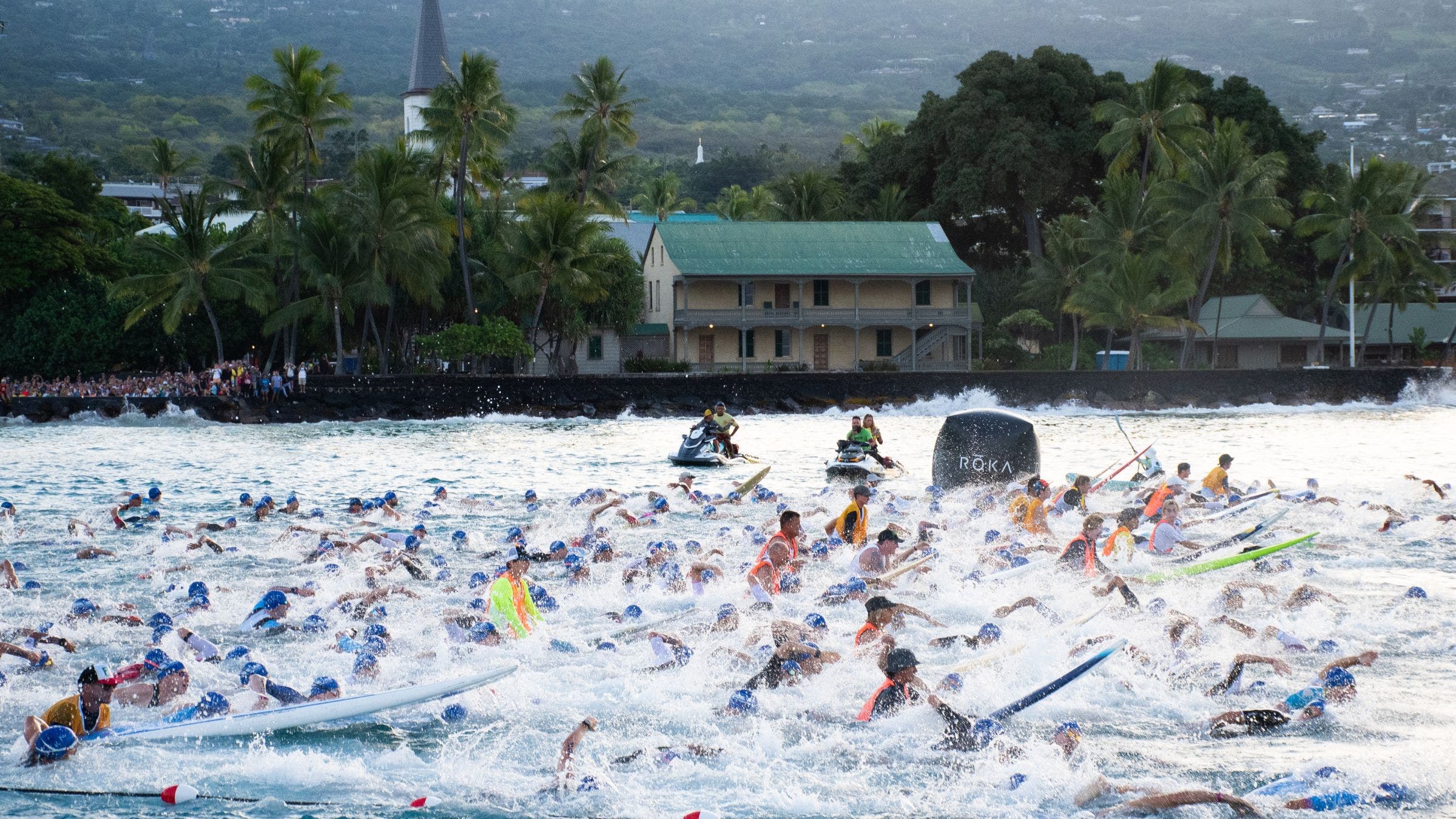 Ironman Kona 2022 Swim Start