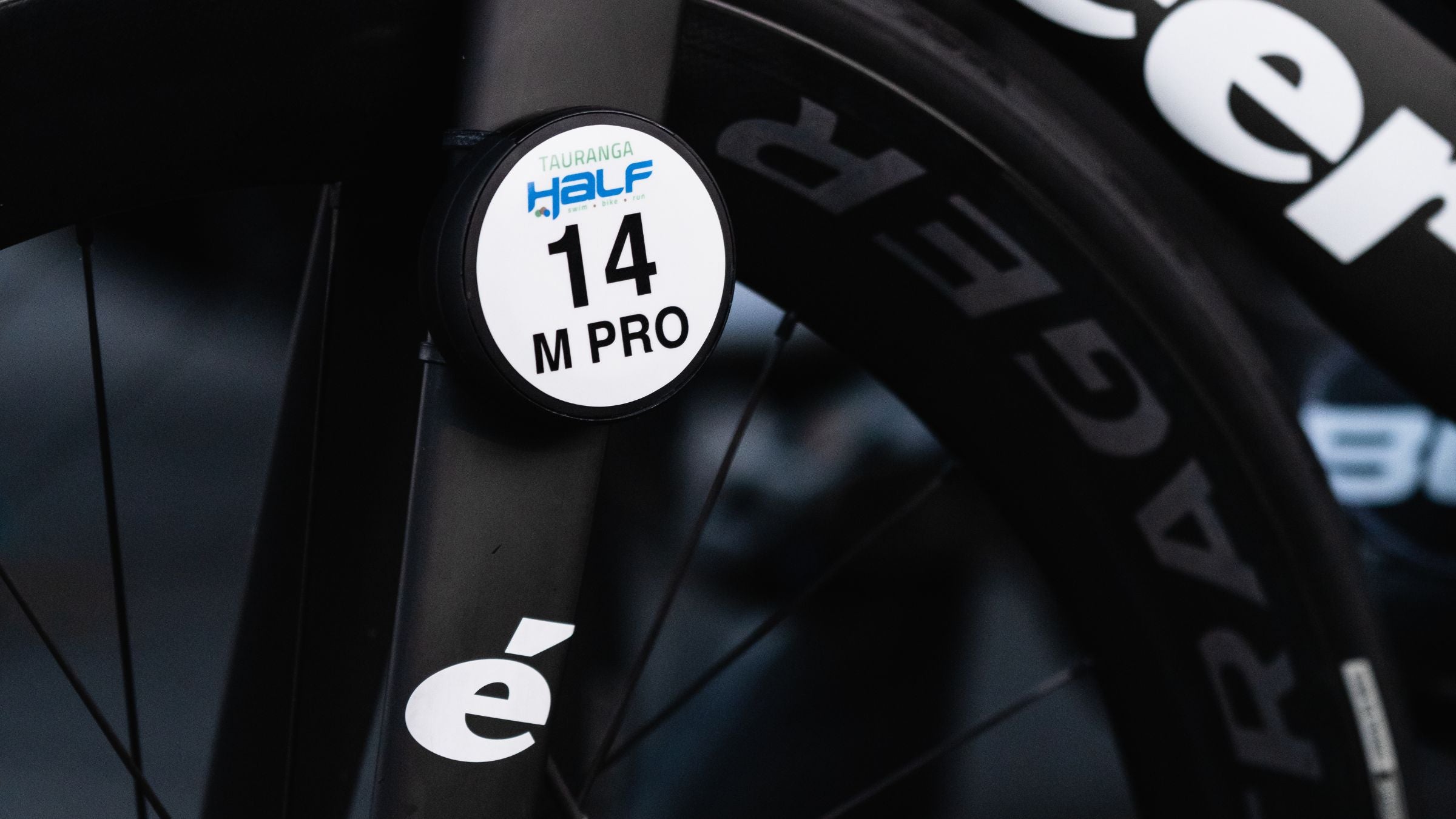 A Race Ranger anti-drafting device on a triathlon bike