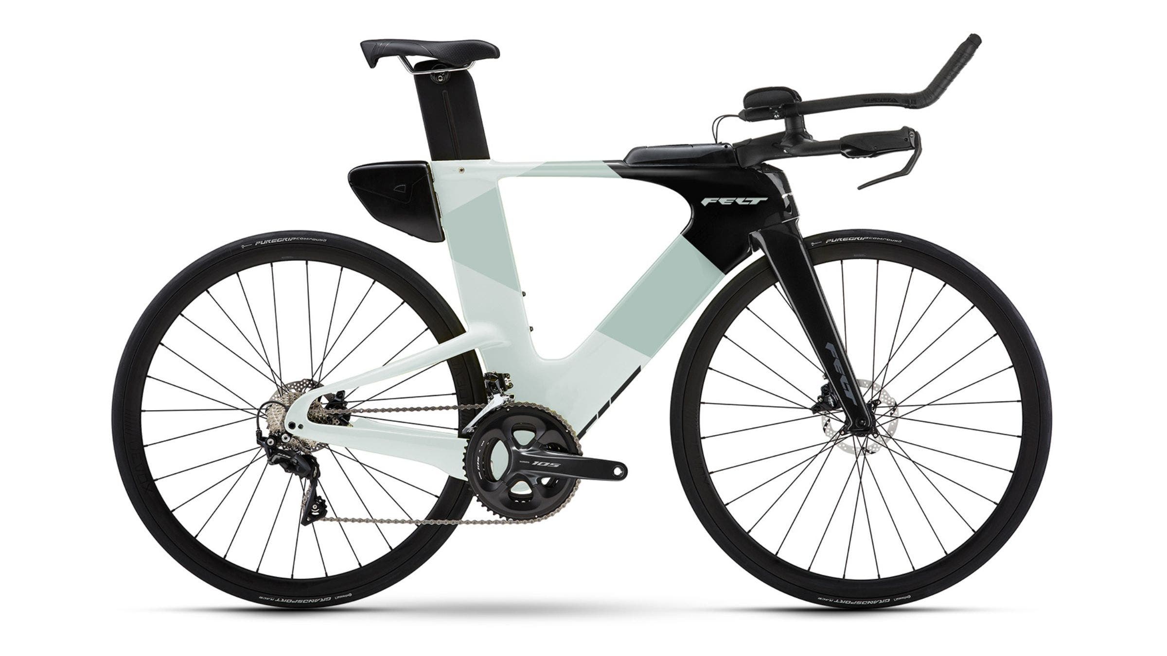 Felt iAx, one of the best triathlon bikes of 2024