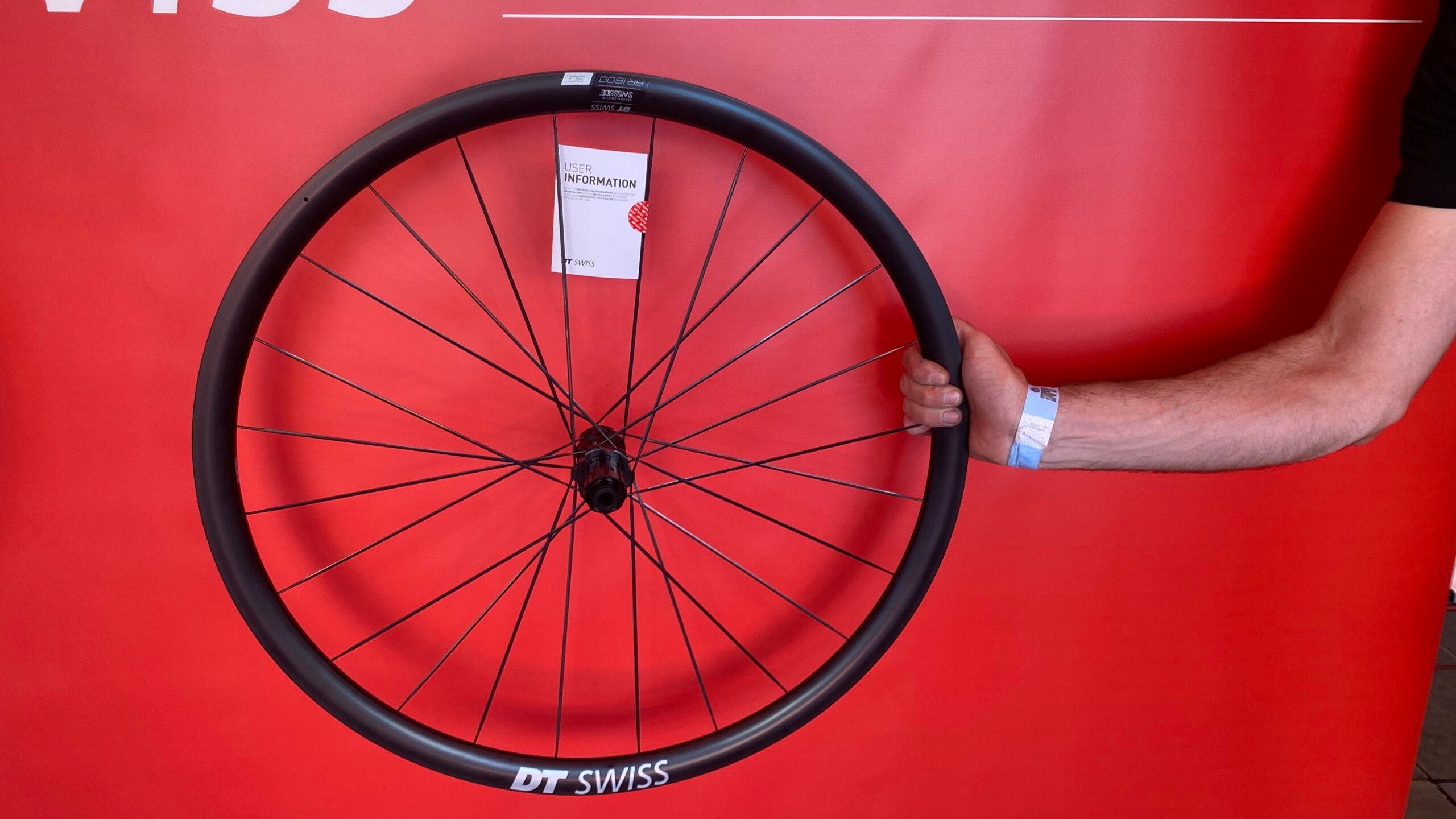 DT Swiss AR 1600 and A 1800 Aluminum Aero Wheels