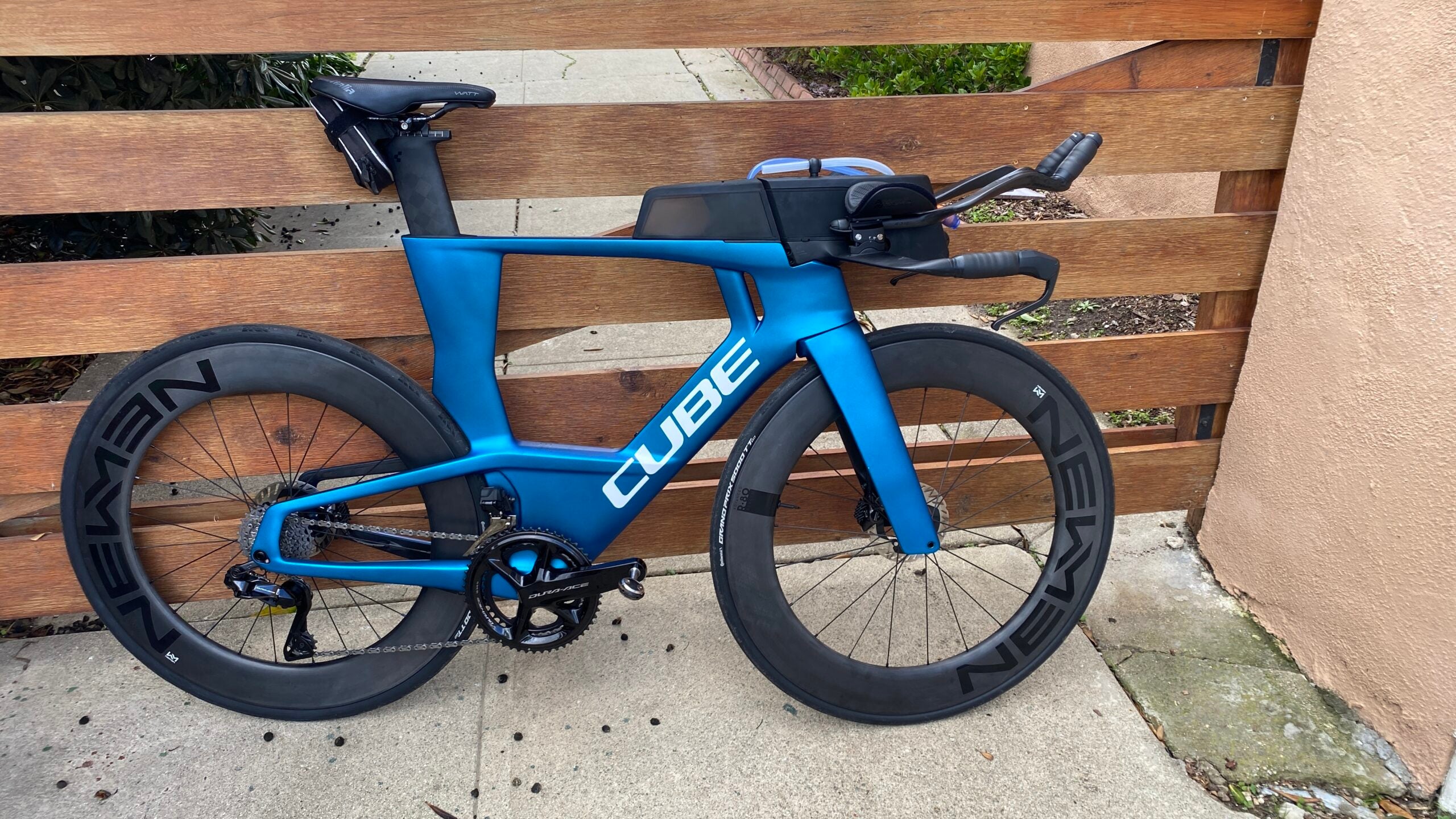 A Hands On Review of the 2023 IMWC Winning Cube Aerium C 68X Triathlete