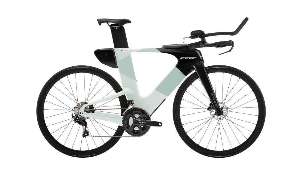 The Felt IAx. one of the best beginner triathlon bikes of 2025