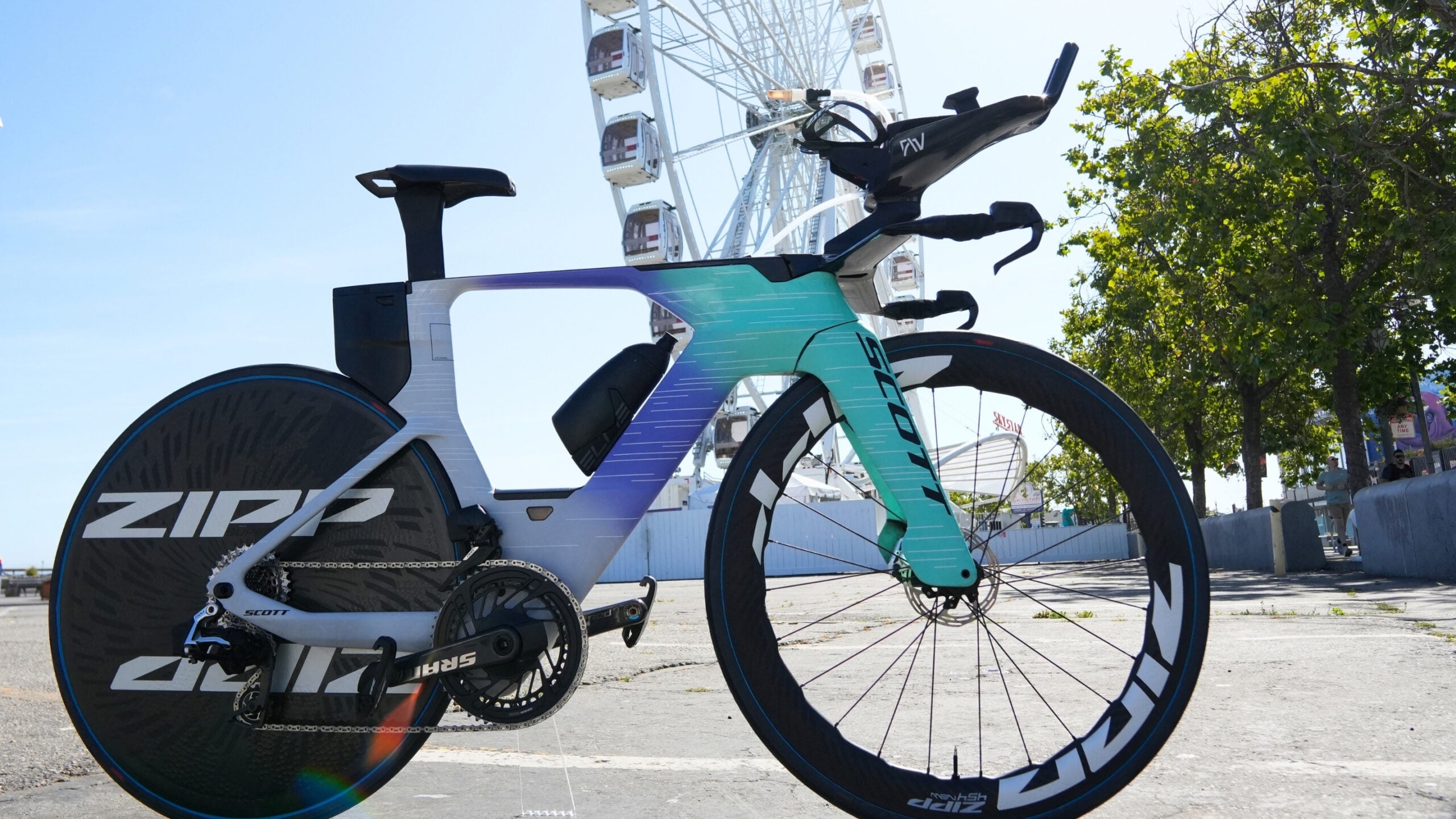 2025 San Fransisco T100 Pro Bike: Ashleigh Gentle's Scott Plasma