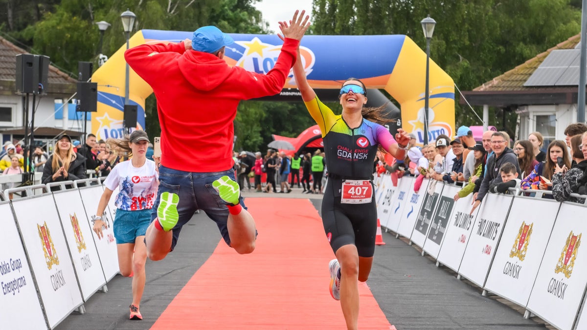 The Best Race Goals for New Triathletes (That Have Nothing to Do With Time)