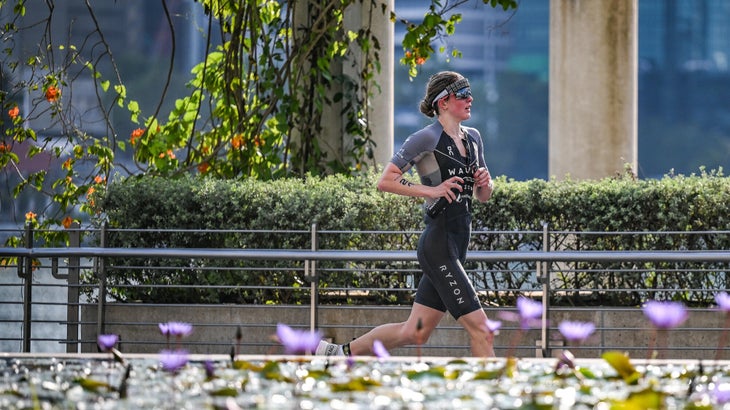 Kate Waugh won 2025 Singapore T100 in the largest winning margin for the tour so far.
