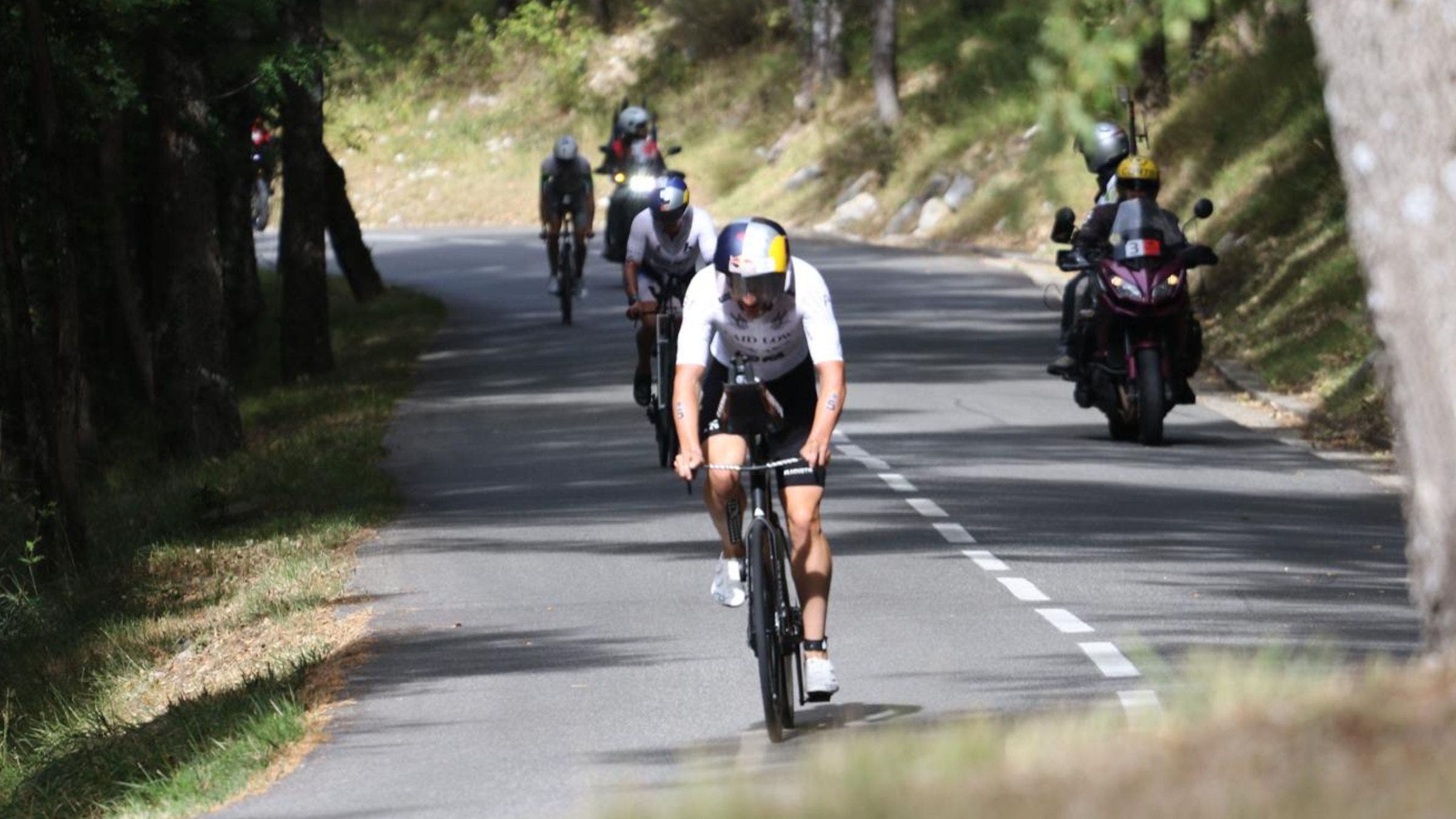 Live 2025 Men's Ironman World Championship Race Coverage