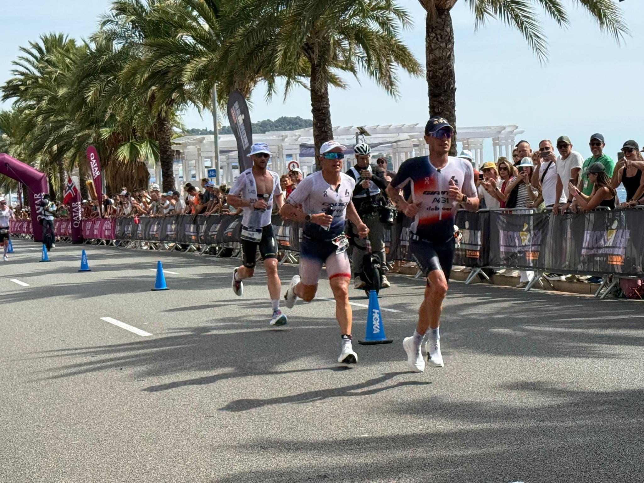 Gustav Iden pulls to the front of the 2025 Ironman World Championship.