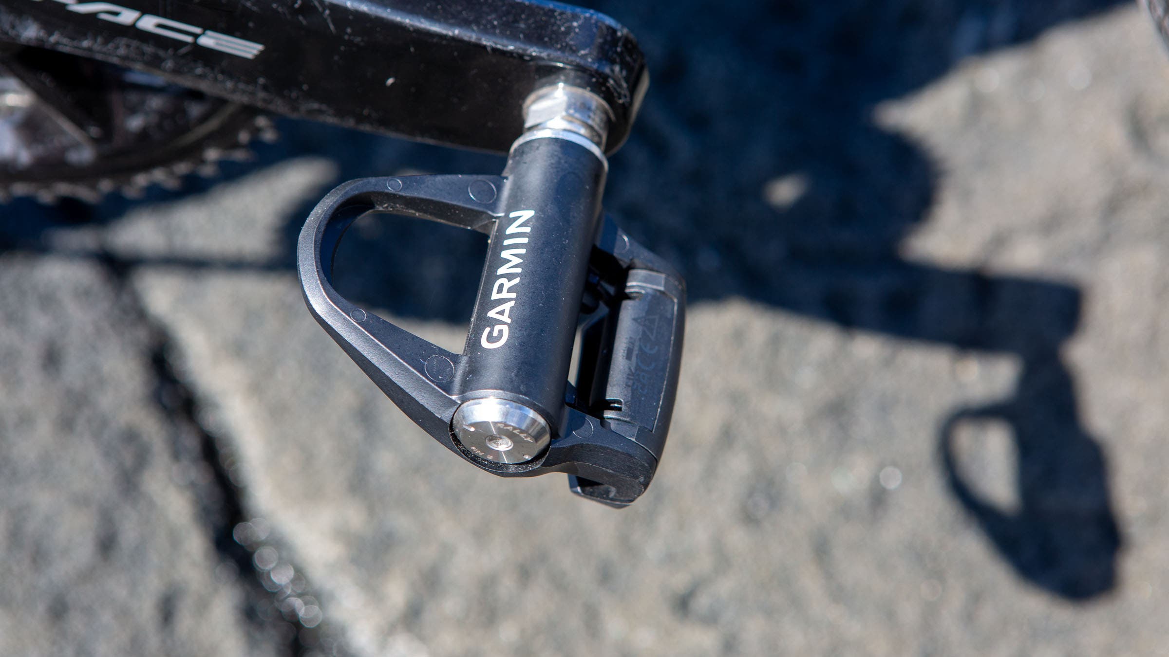 Hering has chosen Garmin Rally RS200 pedals to measure power output.