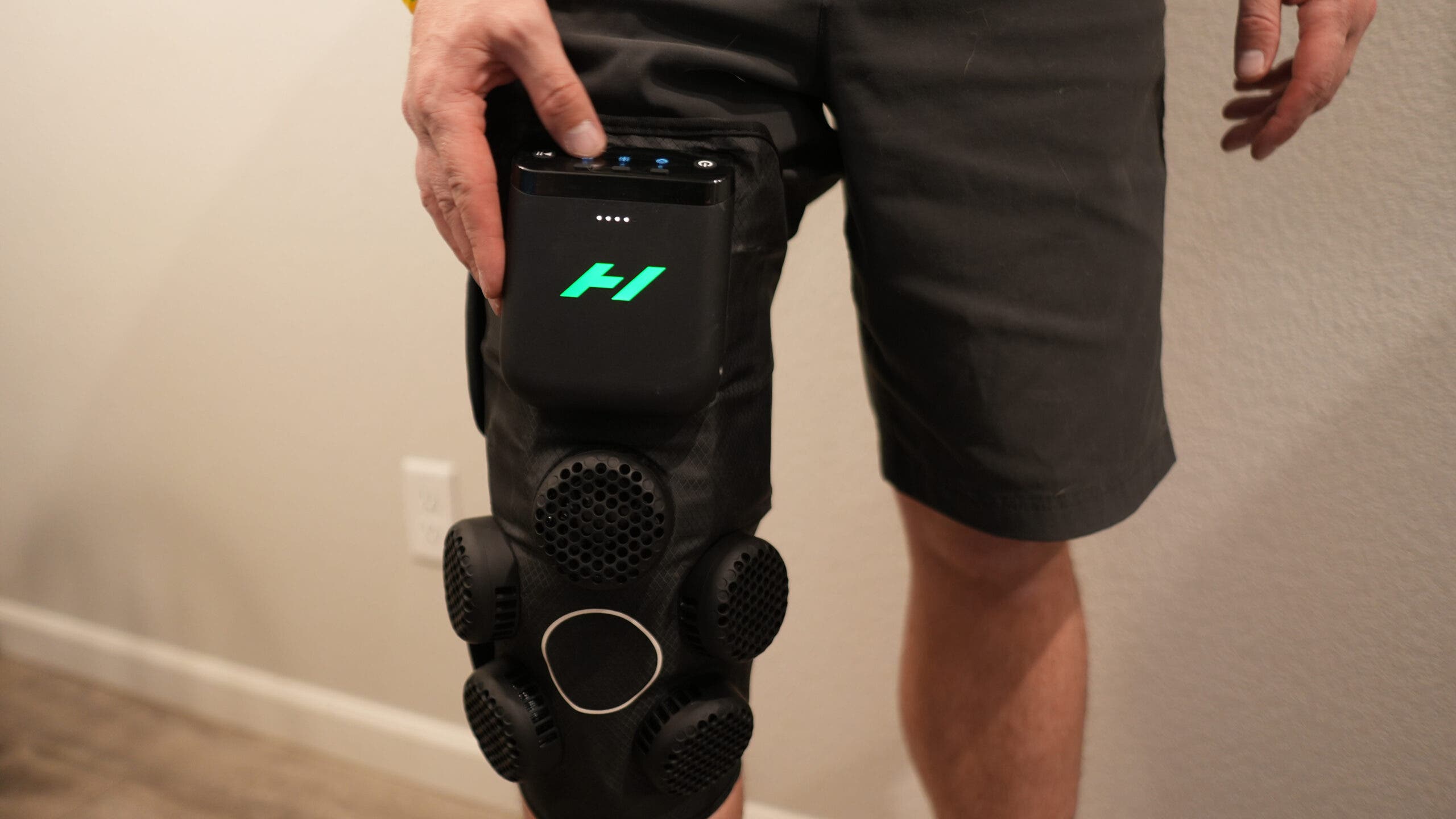 Hyperice X 2 Knee Therapy Device Review for Endurance Athletes — Triathlete