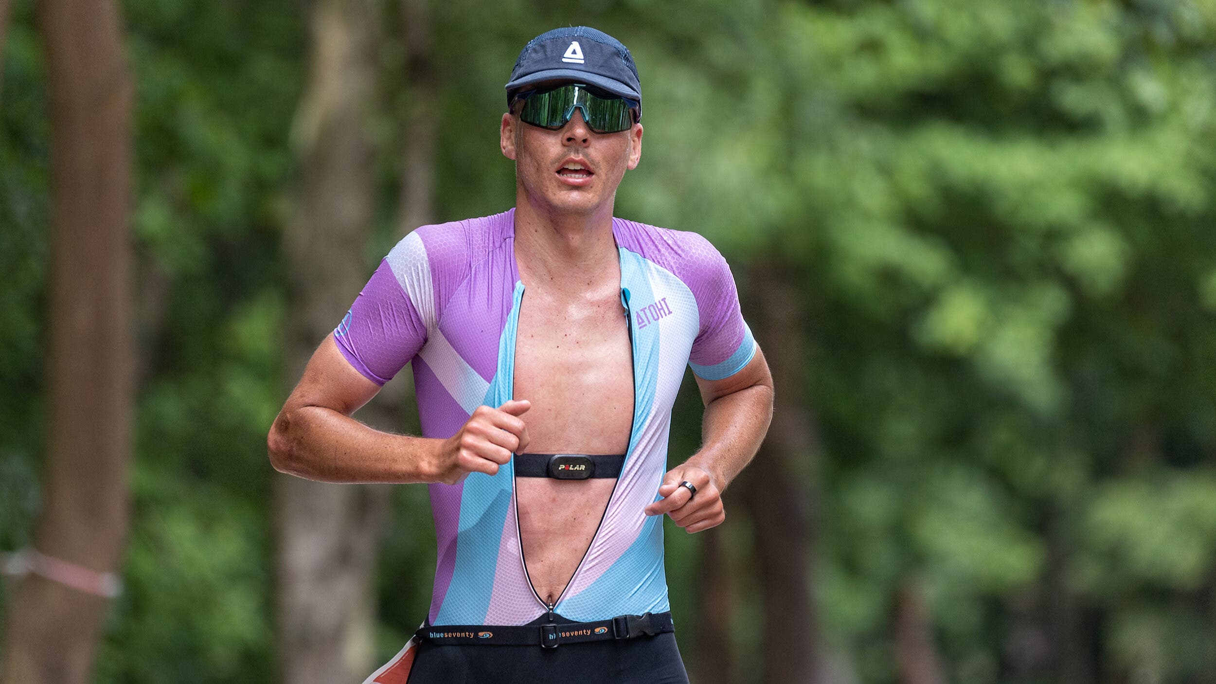 Evaluate the pros and cons of each type of heart rate monitor to find the right one for you.