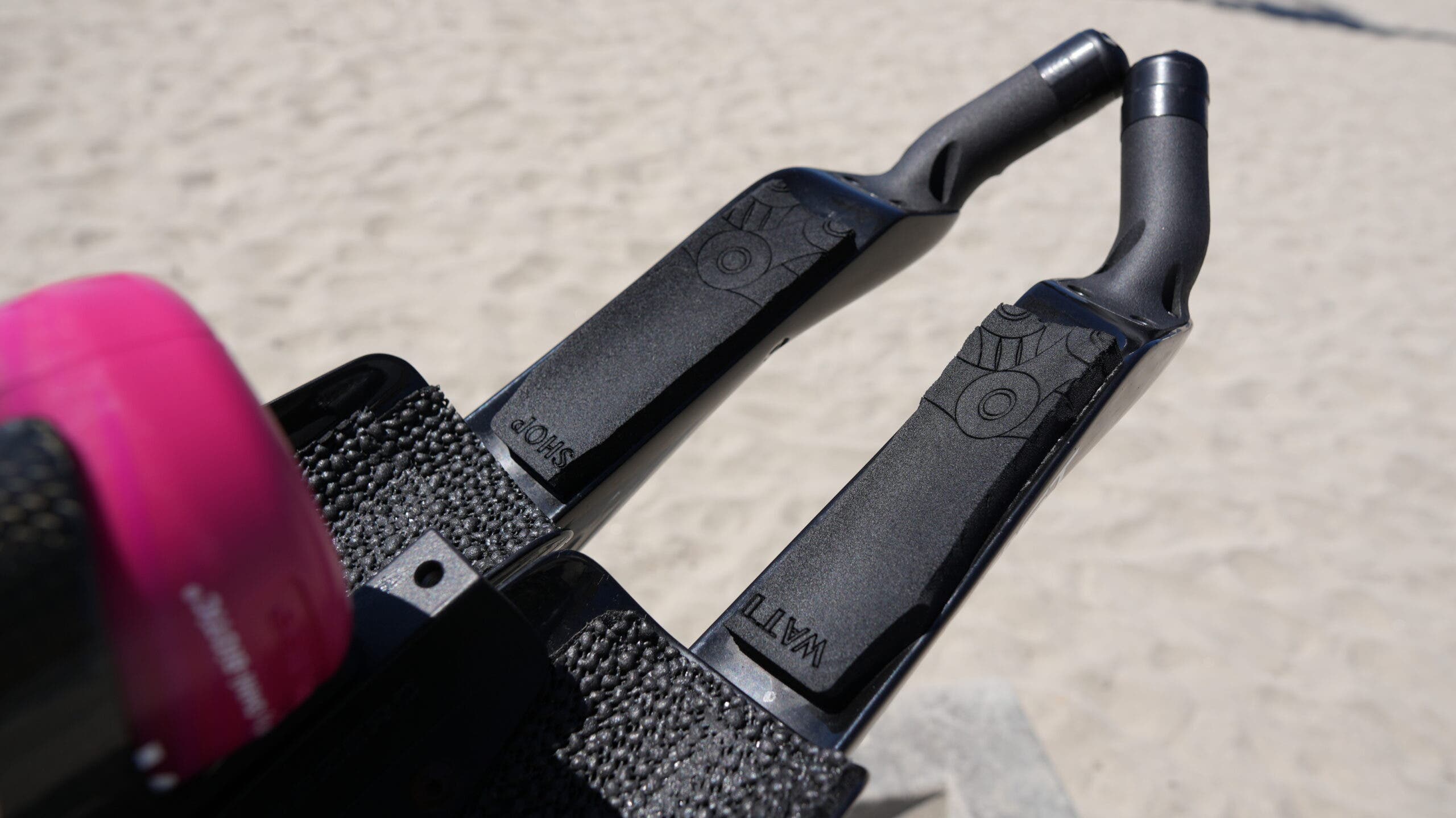 Here we take a closer look at a small custom modification: Stornes chose to use Wattship armrest foam in most of its accessories.