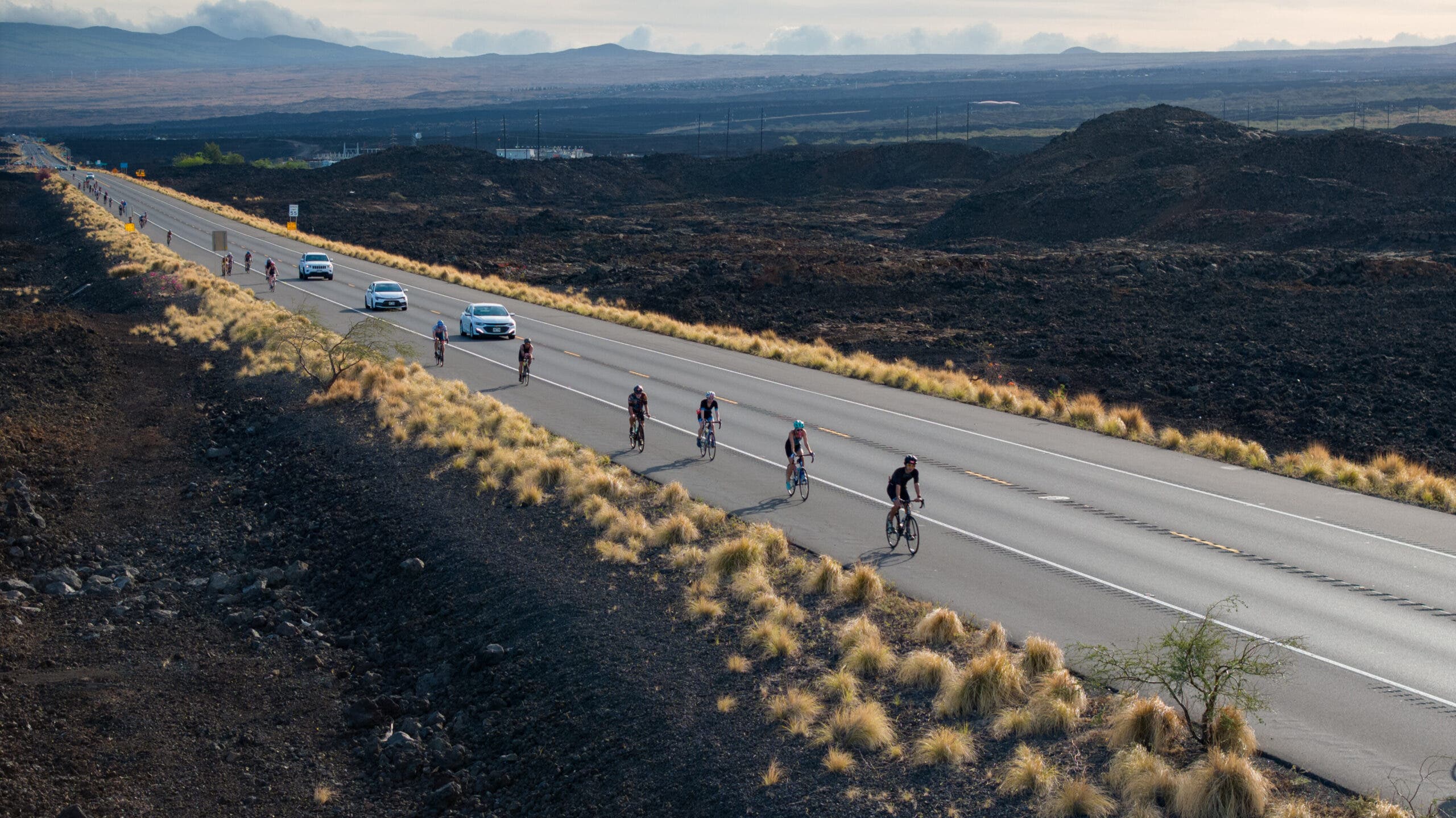 The Lavaman Bike Trail runs along the Queen Kaʻahumanu Highway.