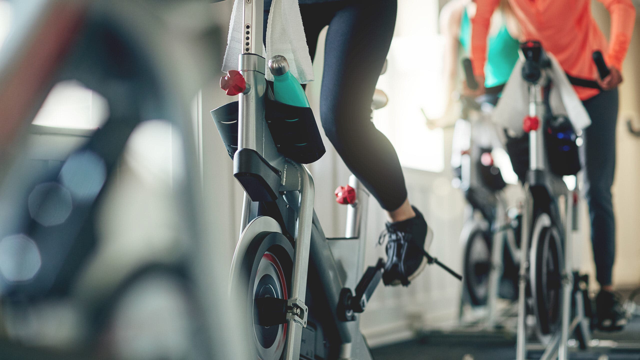 Many gyms have a spin bike, making it possible to complete a cycling and running workout with this 30-minute workout.